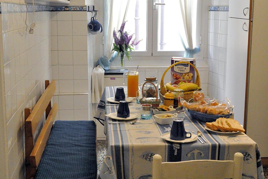 Blue Bed & Breakfast